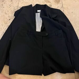 Calvin Klein women’s pant suit-navy blue